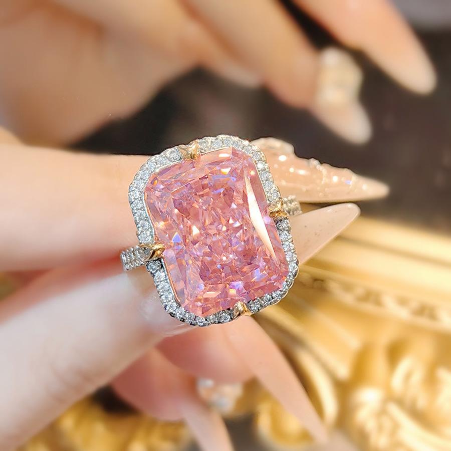 Seiko Übertriebene Farbe Schatz Roter Korund Anhänger Halskette Mode Leichter Luxus Ohrstecker Taubenblut Rot Hochkohlenstoff Diamant Ring Set Damen