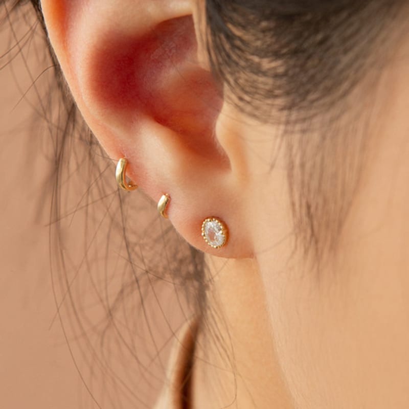 LUNNE 14k Dot Line Oval Cubic Earrings (14K Gold) #W10