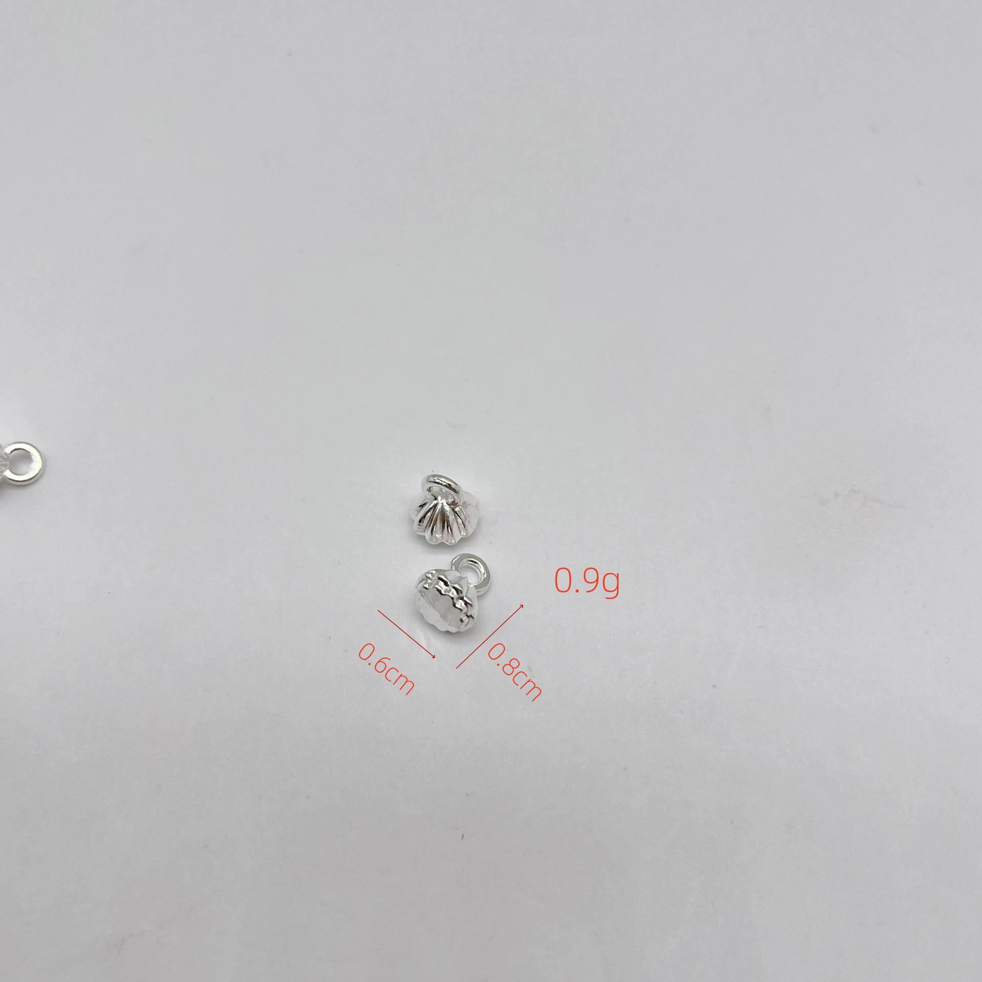 

Handmade Beaded Lotus Pod Pendant Bracelet Charm срібний