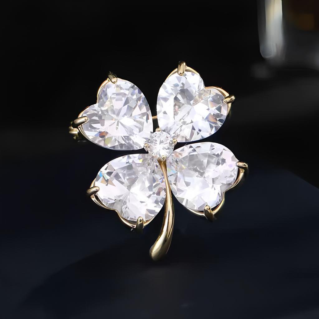 Four-leaf Clover Brooch with A Light Luxury Design, Crystal Corsage, and Elegant Anti-glare Brooch