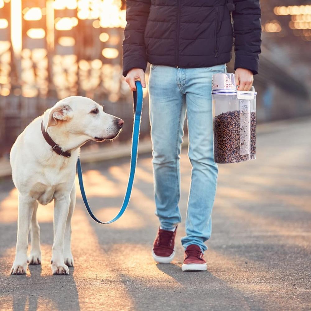 Rice Dry Food Storage Container BPA Free Food Preservation Container Plastic Sealed Container Dispenser with Pour Measuring Cup