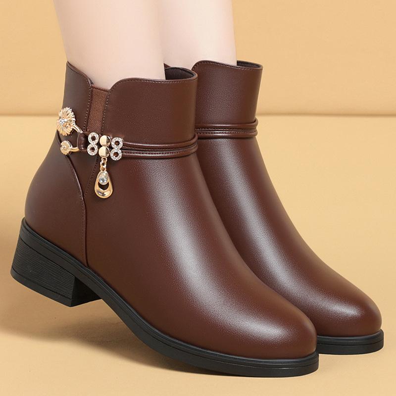 Coarse heel short boots women's autumn and winter new boots mother shoes soft leather soft sole elderly cotton shoes comfortable velvet leather shoes