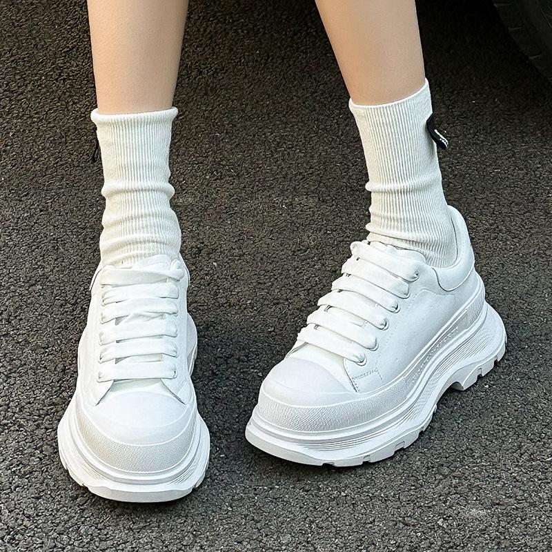 Platform McQueen spring and autumn new leather heightening short casual board shoes