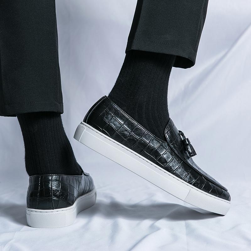 Fashion Men Senior Leather Formal Shoes Wedding Shoes Design Brand Shoes Classic Tassel Footwear Casual Comfort Driving Pointed Shoes