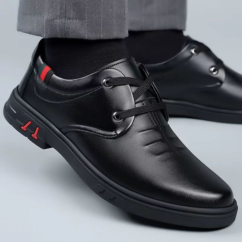 Leather shoes men's 2024 autumn new men's casual shoes lace-up leather soft sole middle-aged and elderly dad business men's leather shoes