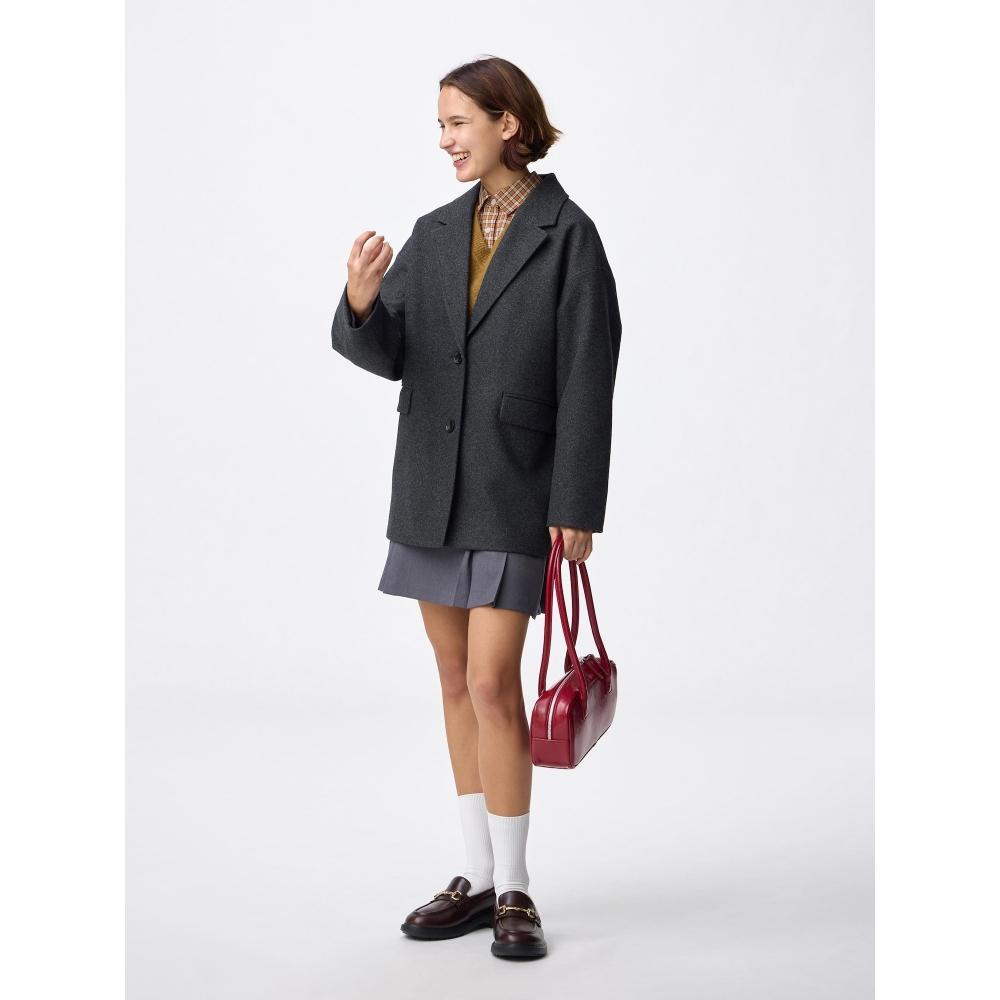 Gu Cozy Melton Half Coat Model