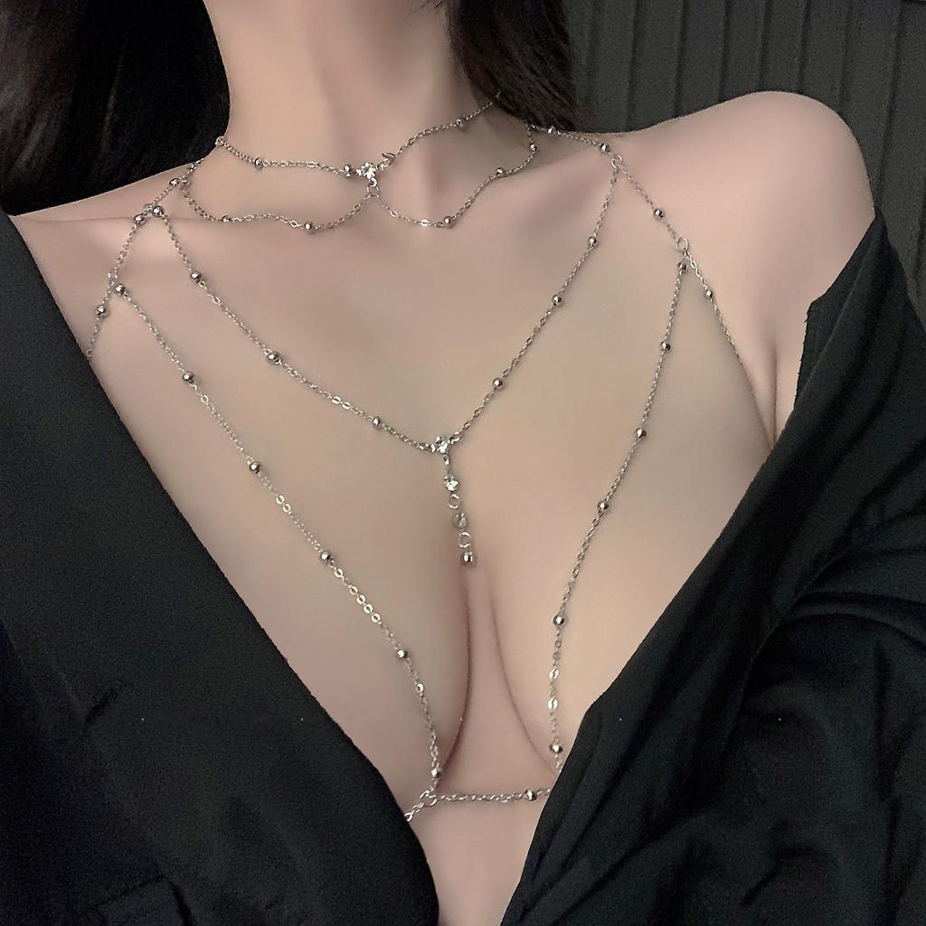 Breast chain jewelry, pure desire style, the same style, high-end sense, fashionable and versatile, sexy flash diamond pendant, body chain, necklace.