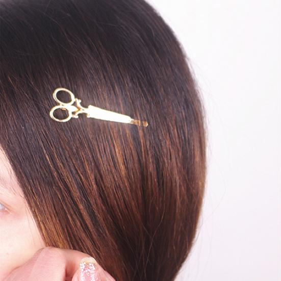 Barrette à cheveux ciseaux créatifs tendance pour femmes couleur dorée accessoire pour cheveux épingle à cheveux