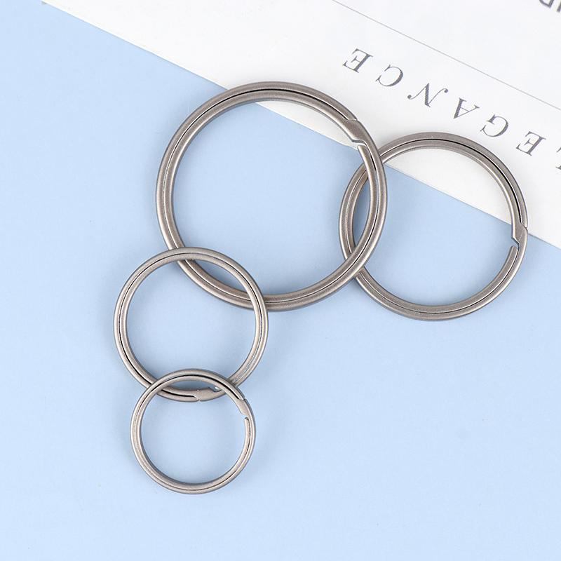 1Pc Titanium Key Ring Titanium Alloy Car Key Chain Outdoor Male Creativity Gift Small Tool Car Keychian Accessories