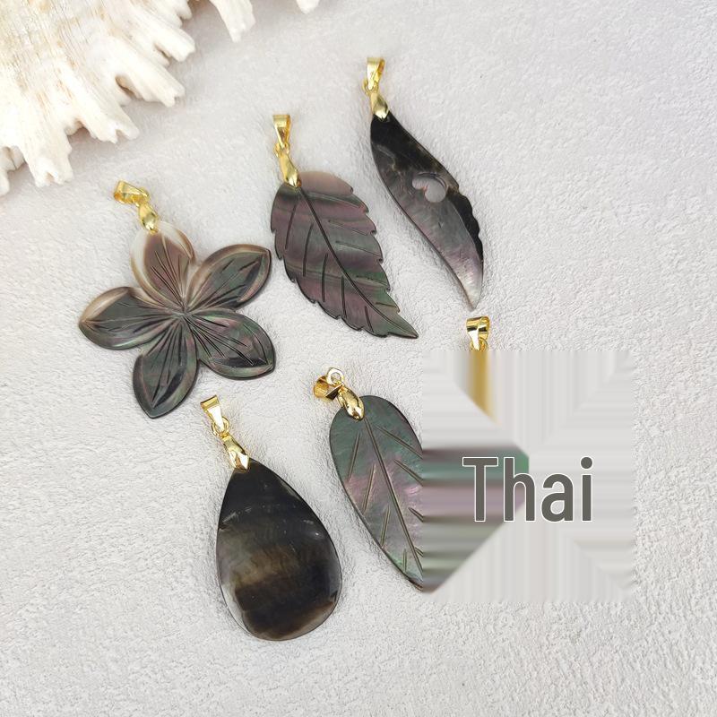 Natural Seashell Leaf Clavicle Chain with Camellia Pendant