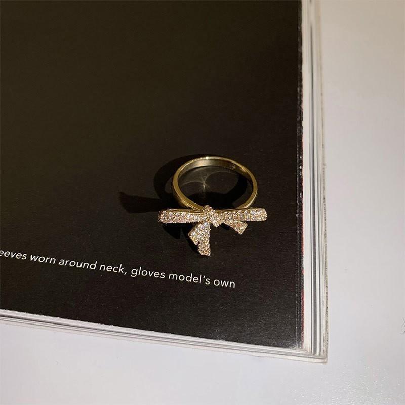 Shape Fashionable Heart Copper Ring For Women With Adjustable Fit And Unique Style