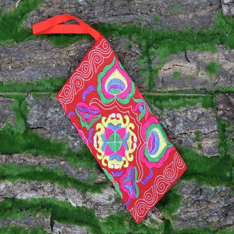 Women Ethnic Handmade Embroidered Wristlet Clutch Bag Vintage Purse Wallet With Elegant Detailing