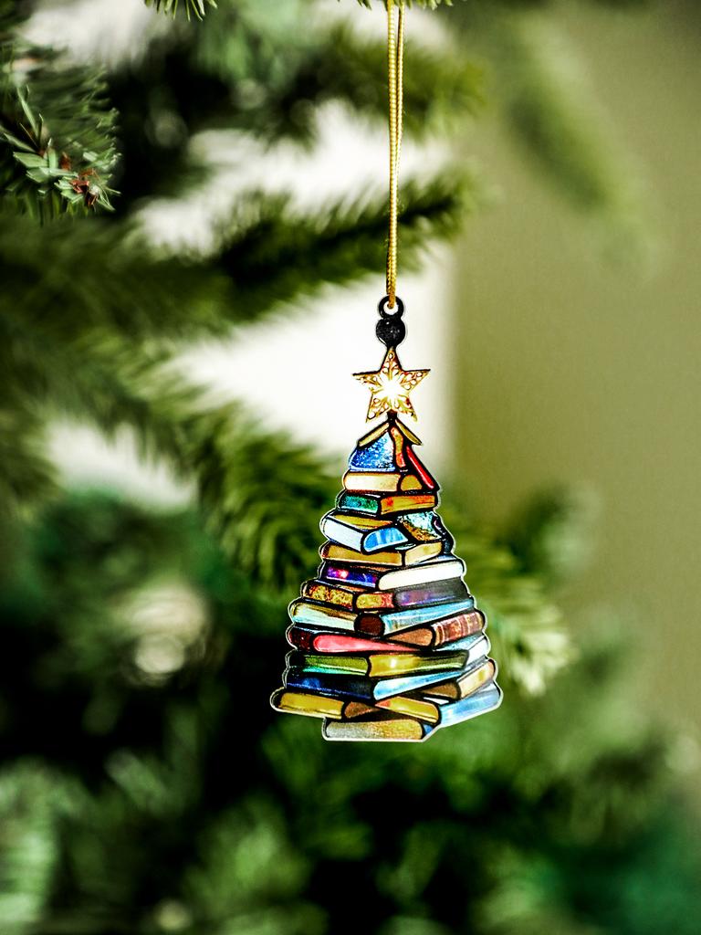 Christmas Tree Shaped Hanging Ornament, Colorful Stacked Books Design with Star Topper, Festive Gift for Book Lovers & Xmas Tree