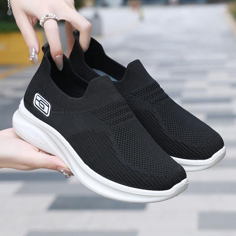 2025 Summer Mesh Slip-on Lightweight Unisex Running Shoes