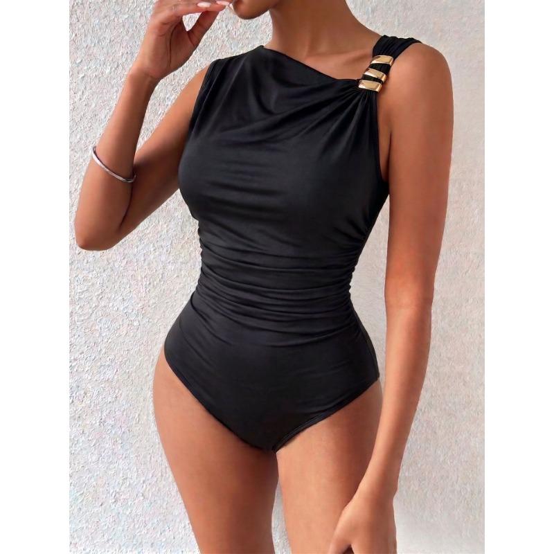 Women Black Sleeveless Oblique Shoulder Metal Buckle Slim Waist Fitted Bodysuit