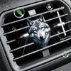 2D Flat Wolf Car Vent Clip Decorative Diffuser (fragrance Not Included), Car Interior Decoration, Aromatherapy Clip, Ideal for Holiday Gifts