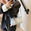 New Portable Small Square Bag Women's Casual Shoulder Bag Versatile Messenger Bag