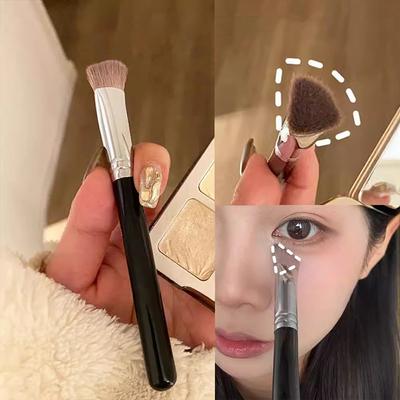 Wooden Handle Foundation Concealer Brush Triangle Premium Contour Blusher Brushes Flawless Under Eye Dense Face Makeup Brush