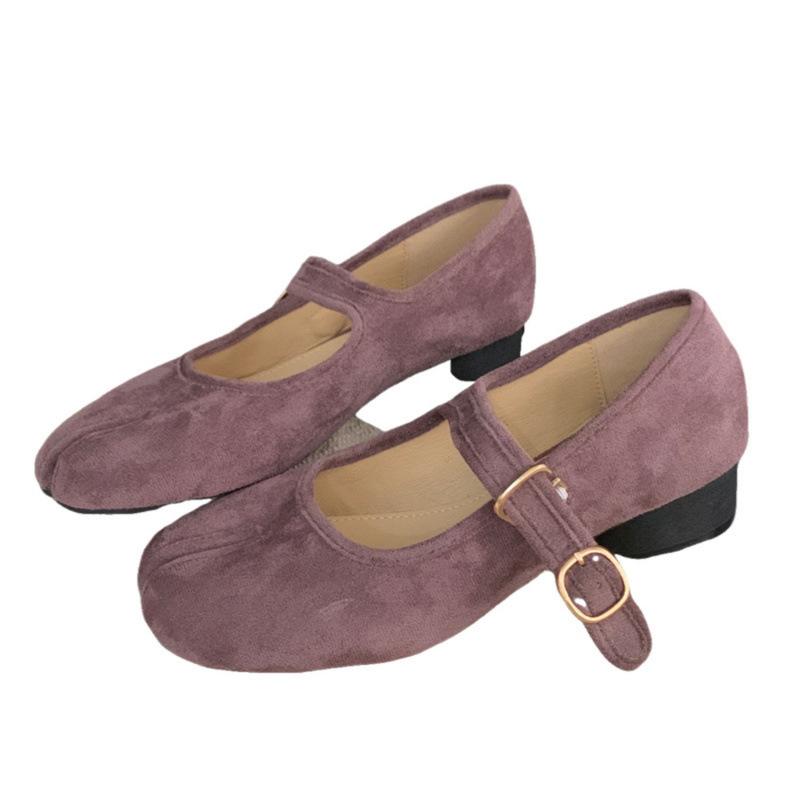 Flat-bottomed gentle evening shoes French single shoes women's summer 2025 new soft-soled pig's trotters split-toed shoes Mary Jane ladyshoes