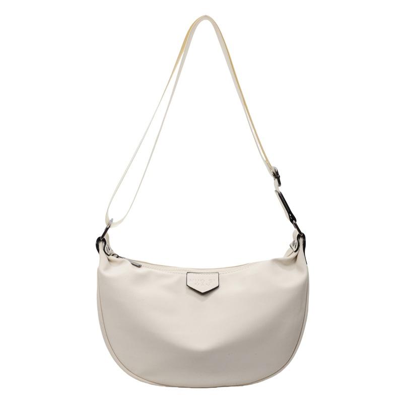 New Stylish and Simple Small Cloth Bag Women's 2025 Casual Versatile Shoulder Dumpling Bag Going Out To Play Lightweight Messenger Bag