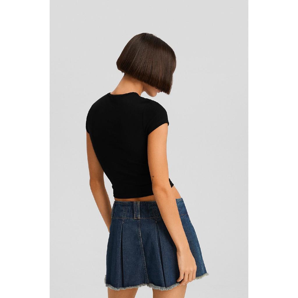 Tricou cu maneca scurta cu decolteu