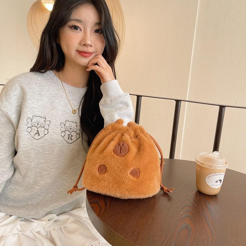 Children's plush bag cute cartoon capybara drawstring bag change bag girl storage shoulder bag