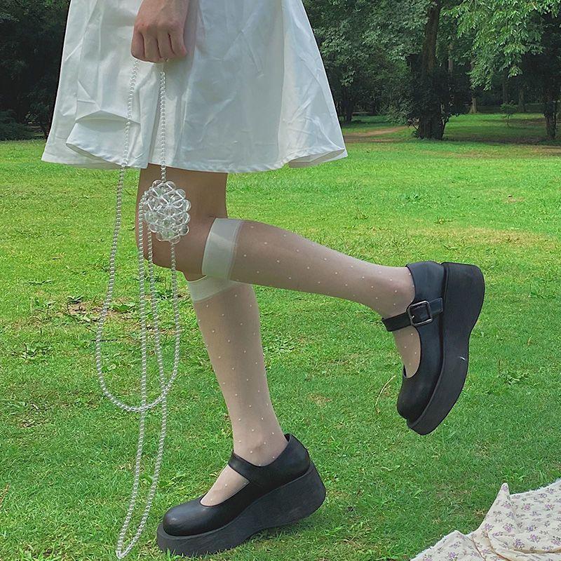 

Японский стиль Лолита Белые в горошек шелковые чулки для женщин | Тонкие - стиль Горошек Гольфы до колена - INS - трендовые Защищенные от затяжек Черные шелковые гольфы до икры белый