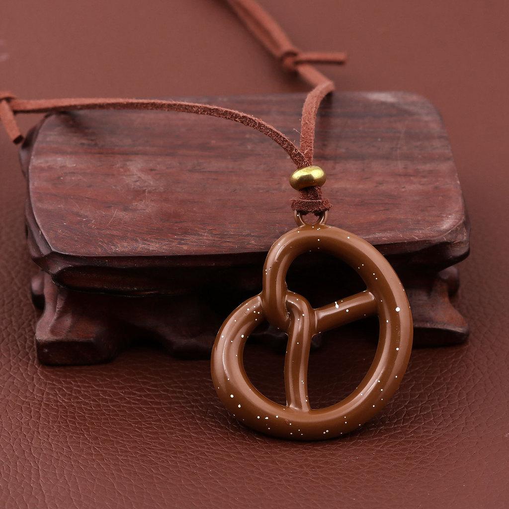 Vintage Art Necklace With Cartoon Bread And Donut Pendant For Unisex Fashion Accessory