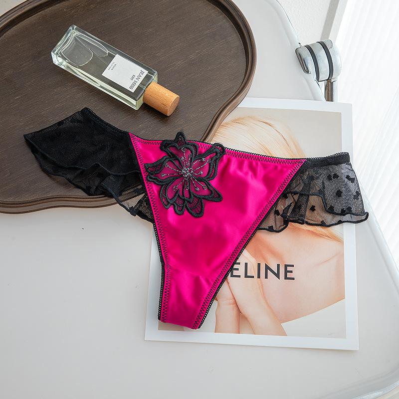 Lady Summer Sexy Pure Desire Lacy Perspective Honey Peach Hip Low Waist Thong Underwear