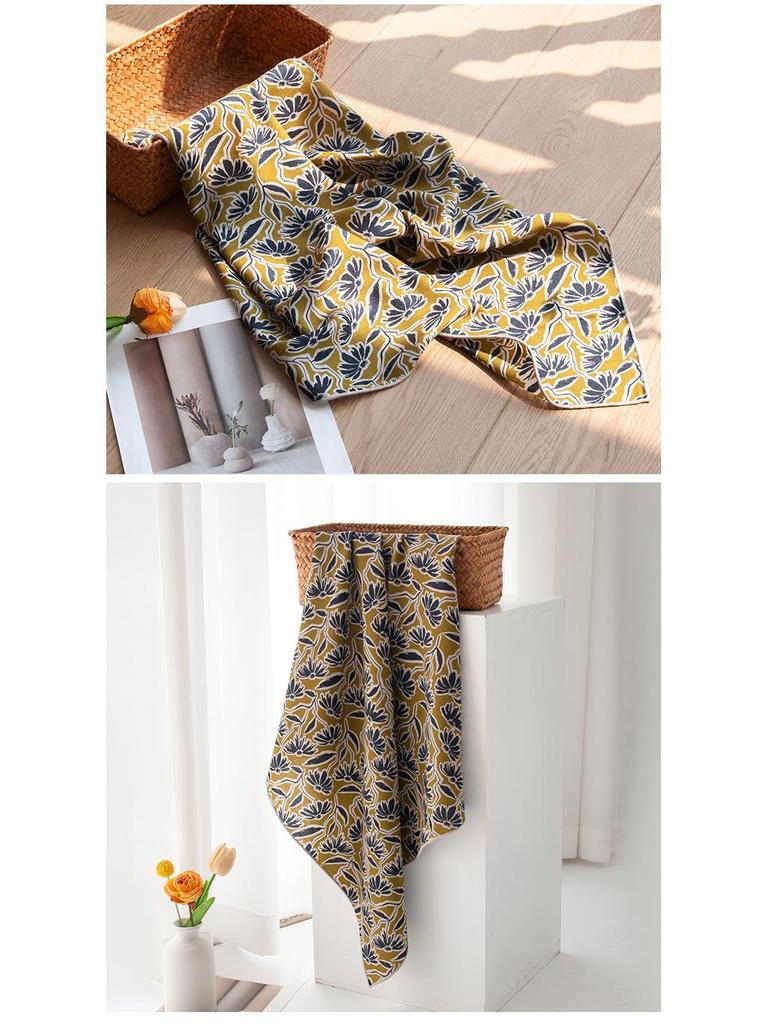 Women's Elegant Silk Wool Scarf: 2025 Autumn/Winter Double-Sided Print, Sun Protection, and Warmth