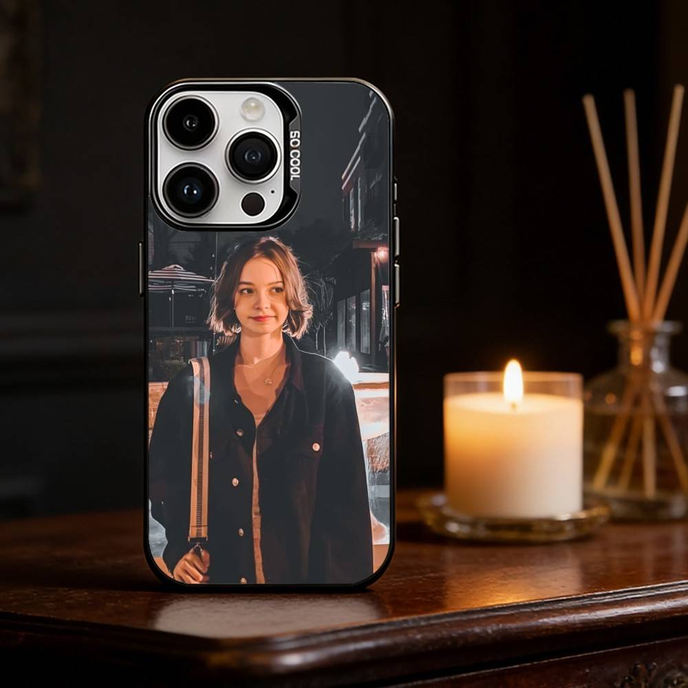 Lovely E-Emma Actor M-Myers Phone Case For iPhone 17 16 15 14 13 12 11 Pro Max Plus Silver Matte Black Cover