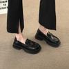 Rundkopf vielseitig Retro schwarze Plateau kleine Lederschuhe Damen 2025 neu Herbst Französischer dicker Absatz Einschlupf-Loafer