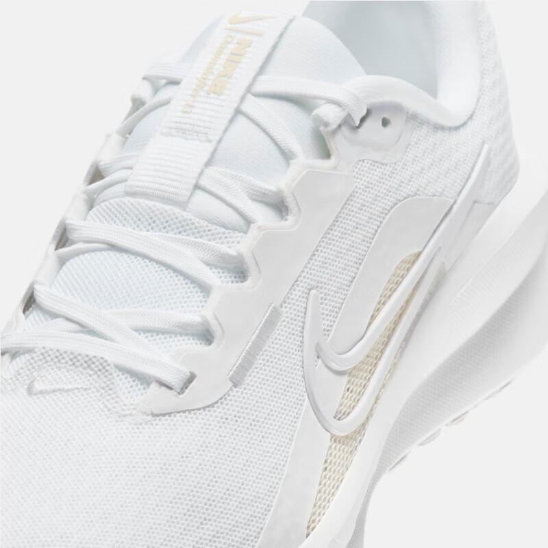 Nike Women's Downshifter 13 Running Shoes
