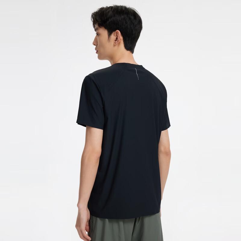 JOEONE Men's Cooling Sun Protection Slim Fit T-shirt