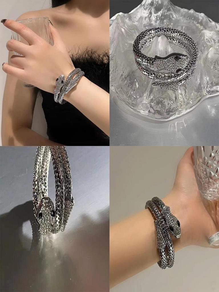 Chic Snake-shaped Alloy Zircon Bracelet For Women Unique And Fashion Forward