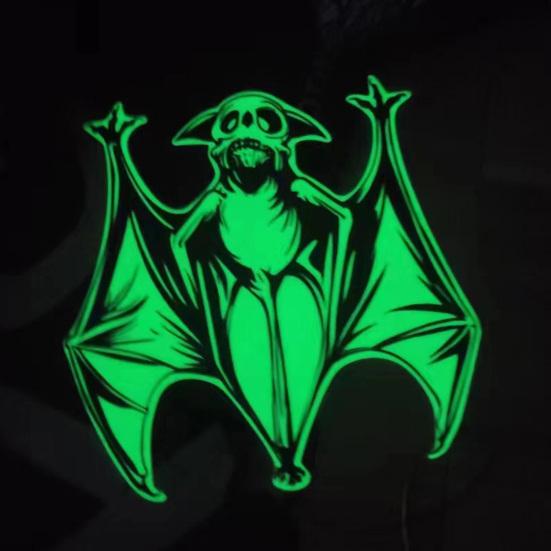 Easy Removal Wall Art Halloween Glow-in-the-Dark Bat Stickers, Luminous Hanging Decals, Spooky Window Clings Indoor Outdoor Yard Tree Party