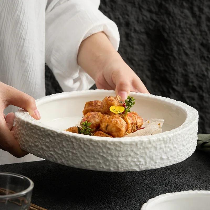 Special-shaped White Ceramic Plate Household Deep Soup Fruit Salad Cake Plate Kitchen Utensils