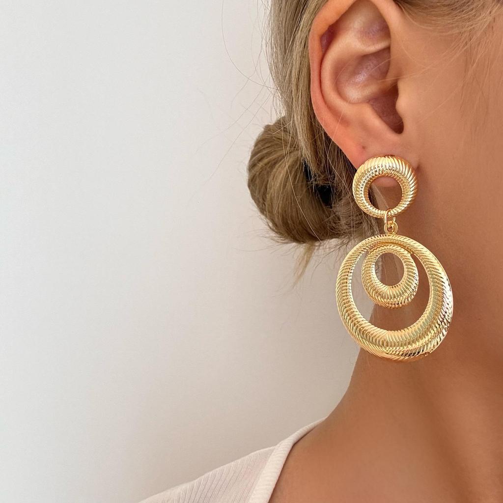 European & American Fashion Hollow Round Metal Earrings with Exaggerated Geometric Drops - INS Style for Women