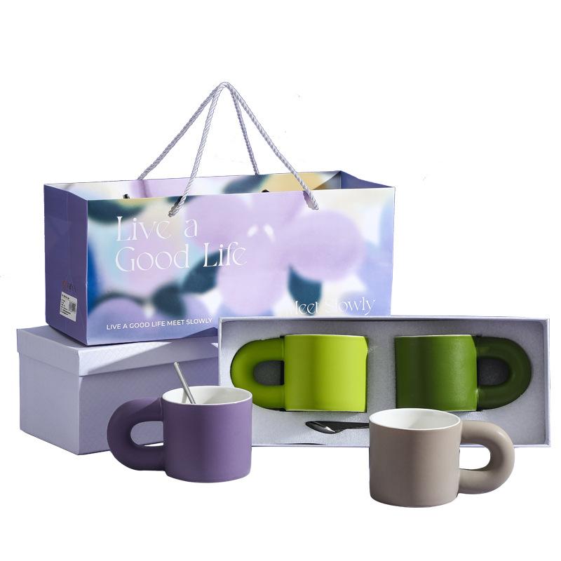 Gut Leben mit Keramik-Paaren mit Tasse Weihnachtsbecher Geschenkbox-Set Geschenke Hochwertige Wasserbecher Souvenir