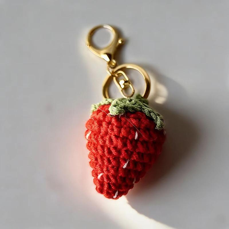 Cute Fruit Series Crochet Keychain Handmaking Knitted Strawberry Keyrings Cute Cherry Keyrings For Bag Pendant Custom Accessory