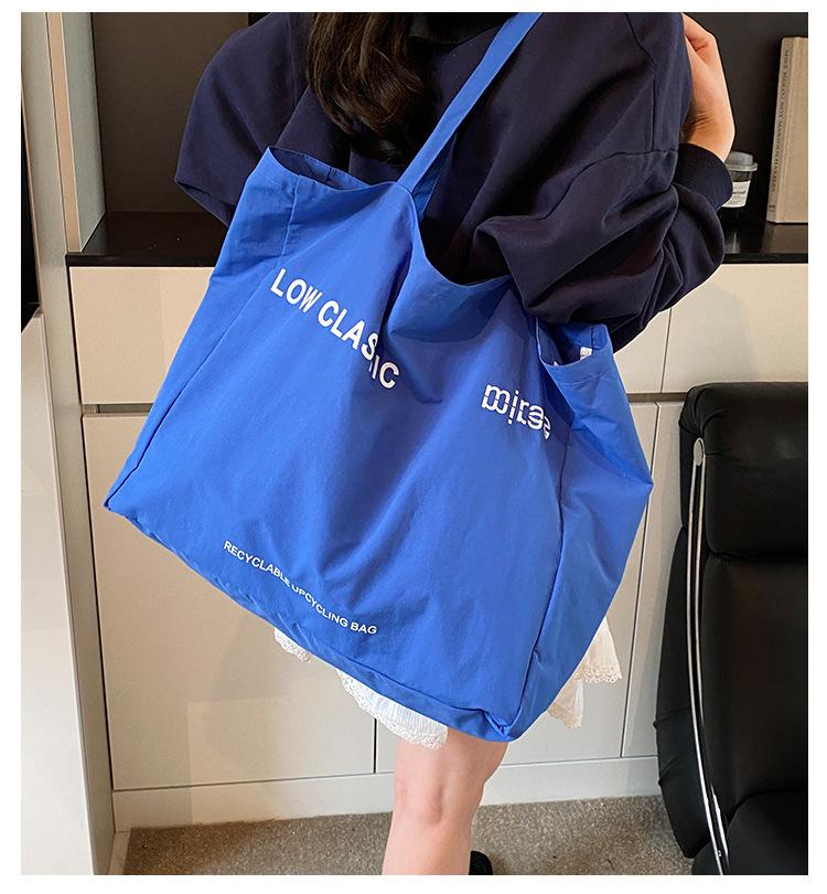 Canvas Bag Women's 2025 New Summer Versatile Simple Shoulder Bag Large Capacity Leisure College Student Class Tote Bag