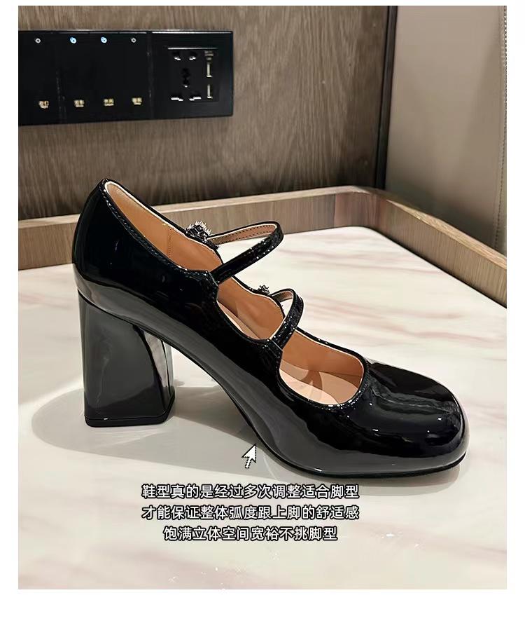 Mary Jane Chunky Heels Women's Square Head High Heels Temperament Line with Rhindiamonds Patent Leather Professional Shoes 8cm