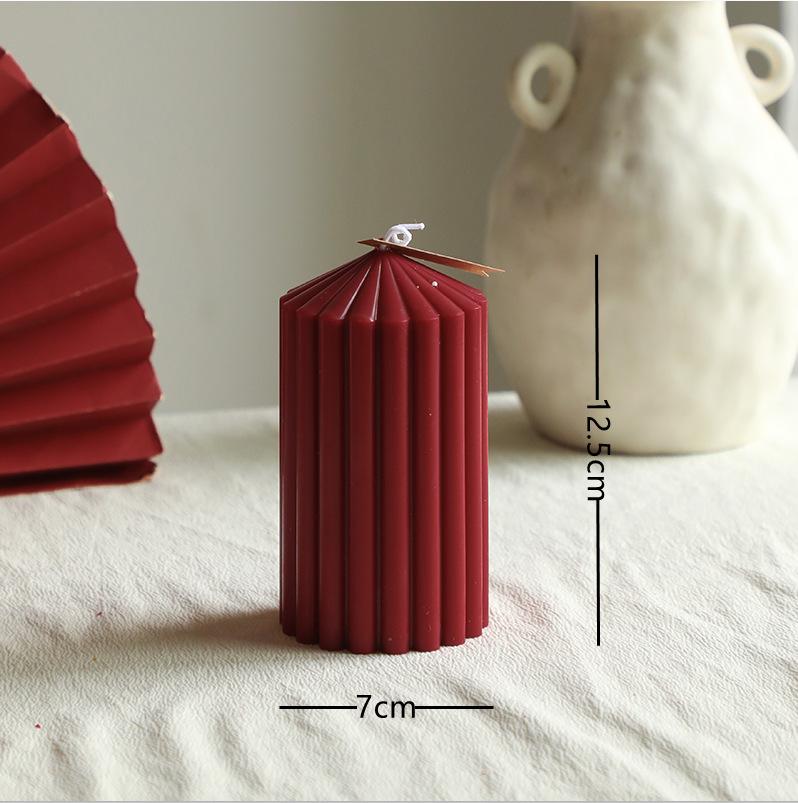 Vintage Wine Red Cylindrical Ins Aroma Candle, French Romantic Wedding Candle Household Candlestick Decoration