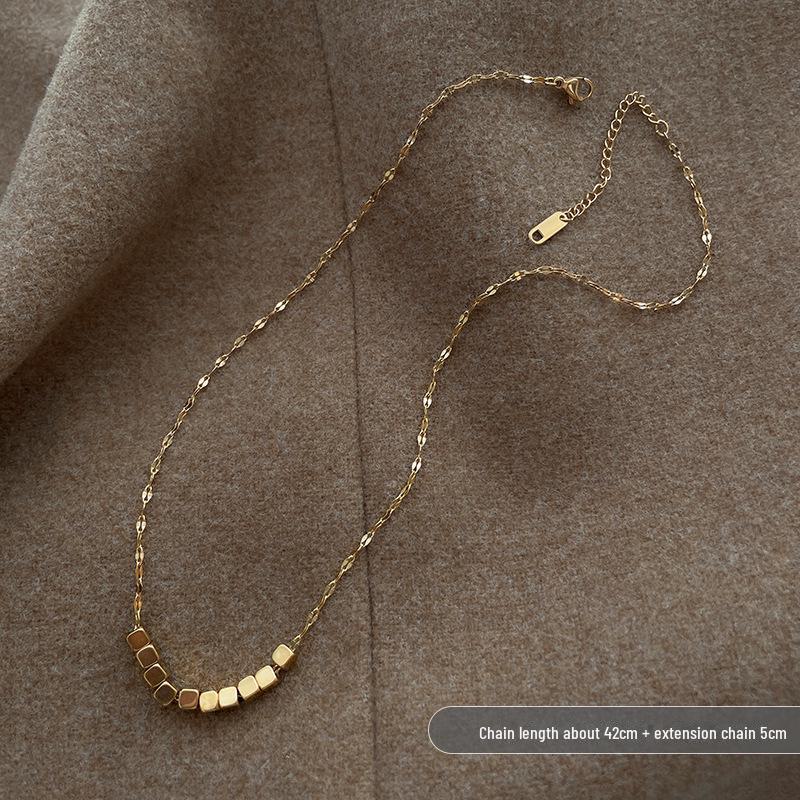 

Модное женское ожерелье из титановой стали 2025 года: Роскошная, устойчивая к выцветанию, универсальная цепочка на ключицу, идеально подходит для свитеров.