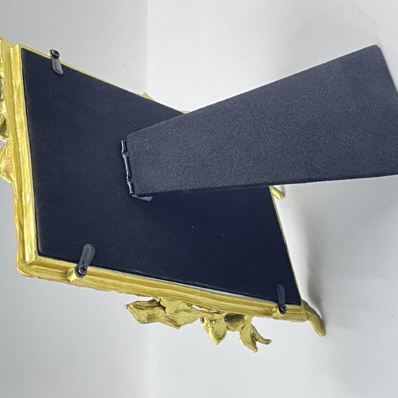 Contemporary Metal Picture Frame With Base Elegant For Living Bedroom Or Office Display