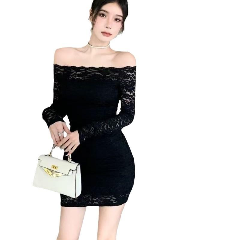 Drunken Cellar's New Plus-size, Pure and Sensual Lace One-shoulder Dress with a Feminine Touch and a Tight, Hip-hugging Short Skirt