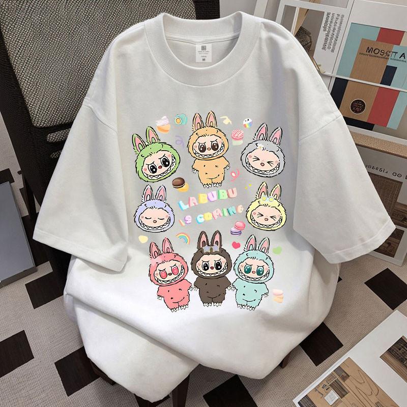 

Новая футболка с принтом LABUBU для девочки, милая одежда LABUBU, круглый вырез, свободная, детская мода для детей 4-14 лет, универсальный топ 100
