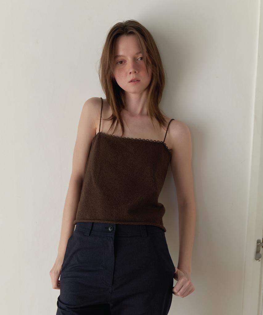 Aente Lace Sleeveless Knit - Brown