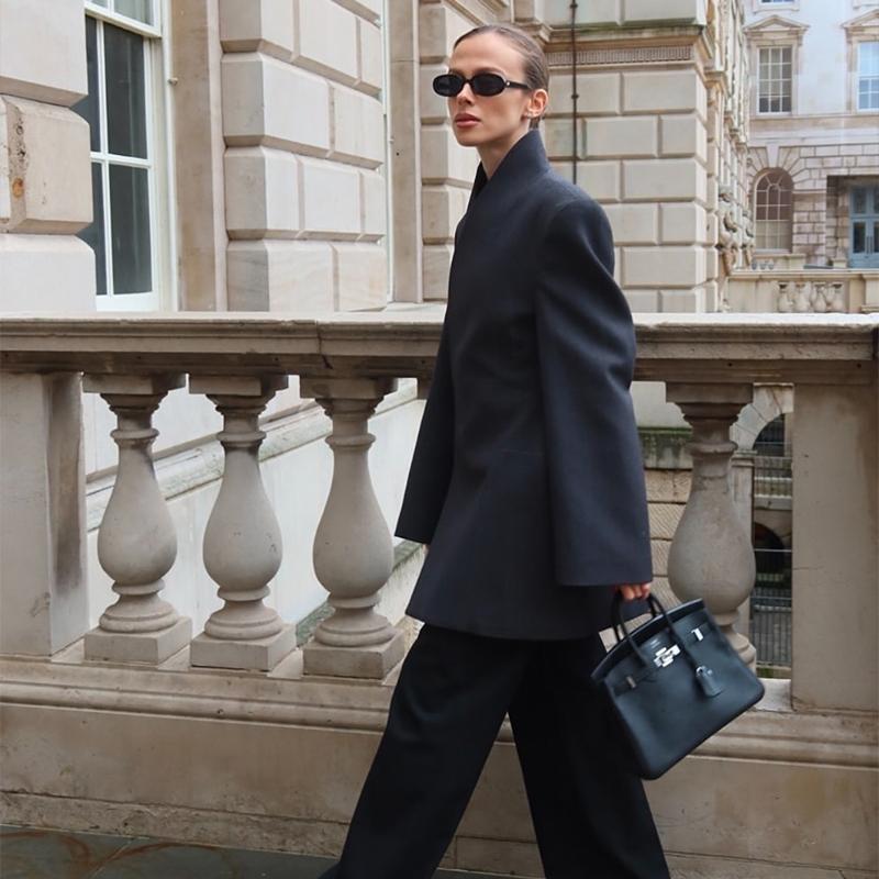 Elegantní sako s úzkým pasem pro ženy, ramenní vycpávky, dvouřadé zapínání, módní sako na dojíždění, jaro 2025, pouliční dámské svrchní oblečení, topy