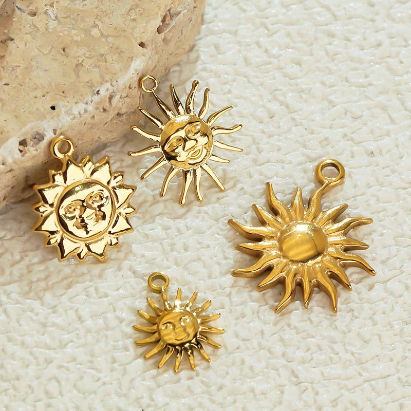 Handmade 18K Gold Plated Stainless Steel Sun Star Pendant Necklace.